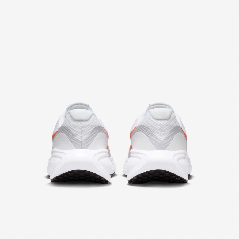 Nike Revolution 8 Nike Revolution 8