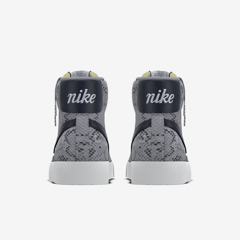 Nike Blazer Mid '77 By Nike Blazer Mid '77 By