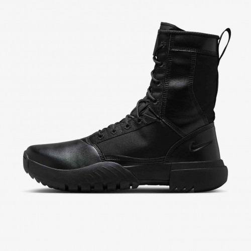 Nike SFB Air Field Ukiah 8&quot;