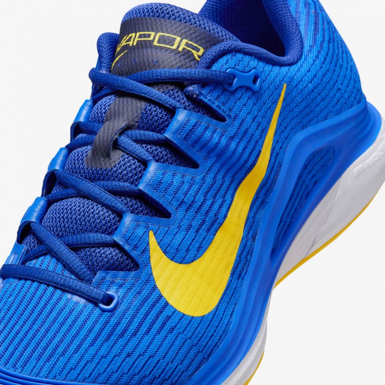 Nike Vapor 12 Nike Vapor 12