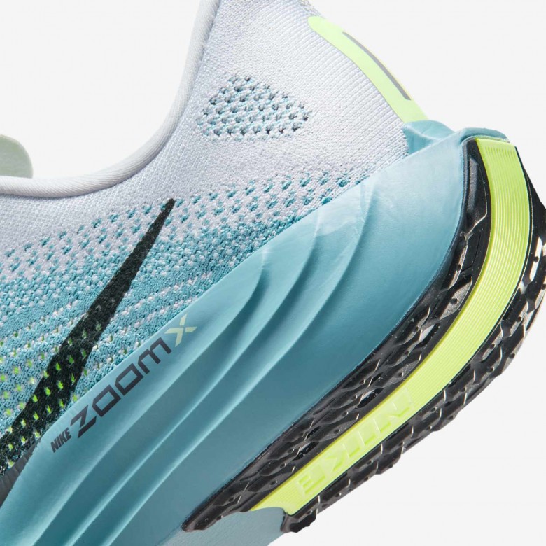 Nike Pegasus Plus Nike Pegasus Plus