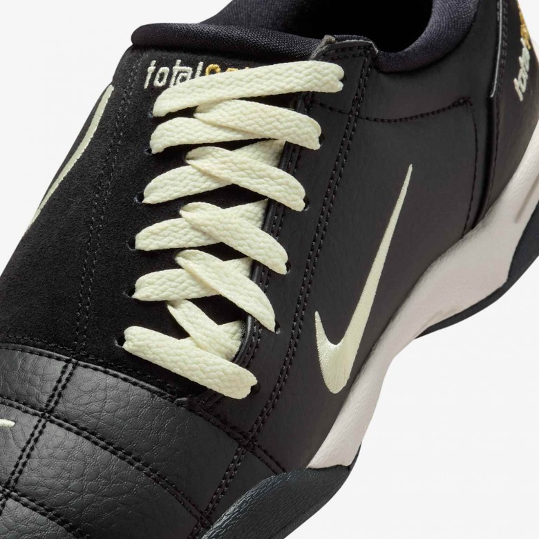 Nike Total 90 Nike Total 90