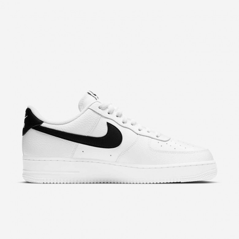 Nike Air Force 1 '07 Nike Air Force 1 '07