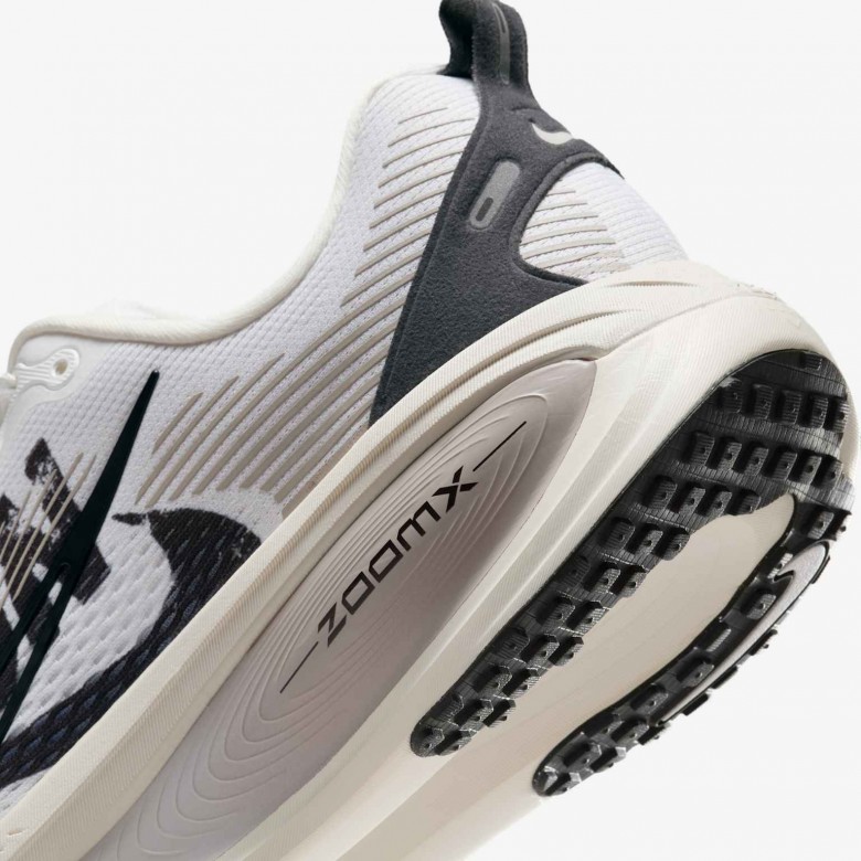 Nike Vomero 18 Nike Vomero 18