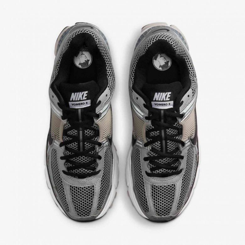 Nike Zoom Vomero 5 Nike Zoom Vomero 5