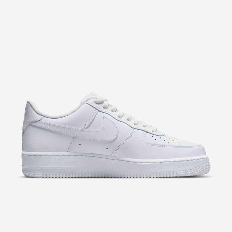 Nike Air Force 1 '07 Nike Air Force 1 '07