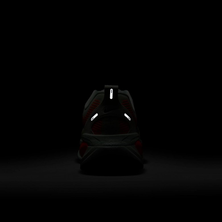 Nike Vomero 18 Nike Vomero 18