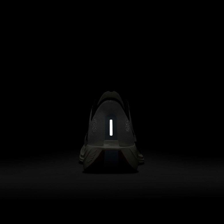 Nike Pegasus Plus Nike Pegasus Plus