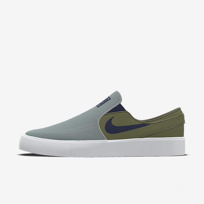 Nike SB Zoom Janoski Slip By Nike SB Zoom Janoski Slip By