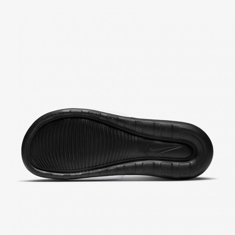 Nike Victori One Nike Victori One