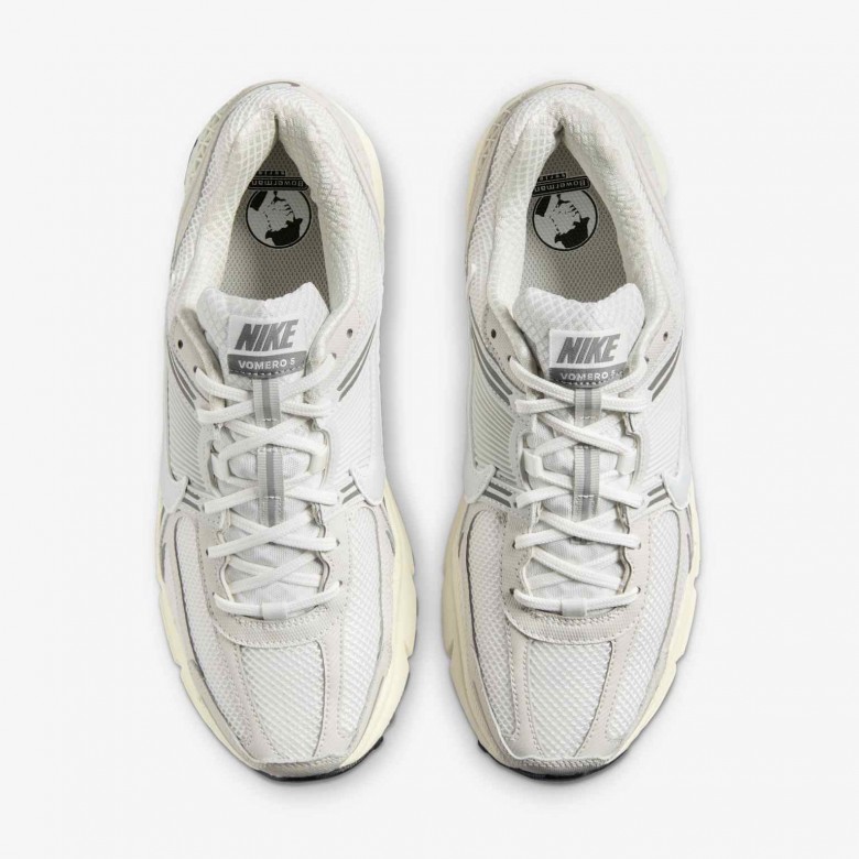 Nike Zoom Vomero 5 SE Nike Zoom Vomero 5 SE