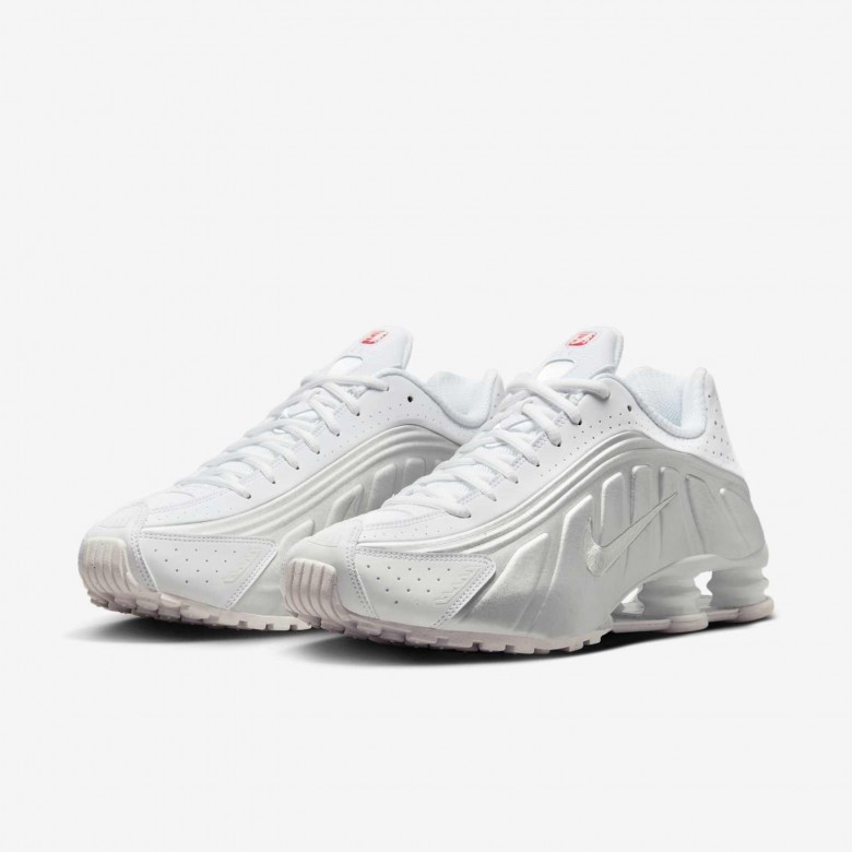 Nike Shox R4 Nike Shox R4