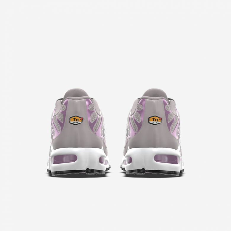 Nike Air Max Plus By Nike Air Max Plus By