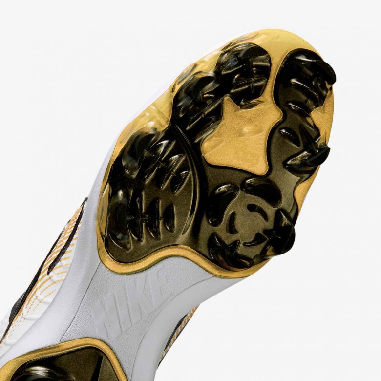 Nike Alpha Huarache NXT MCS Nike Alpha Huarache NXT MCS