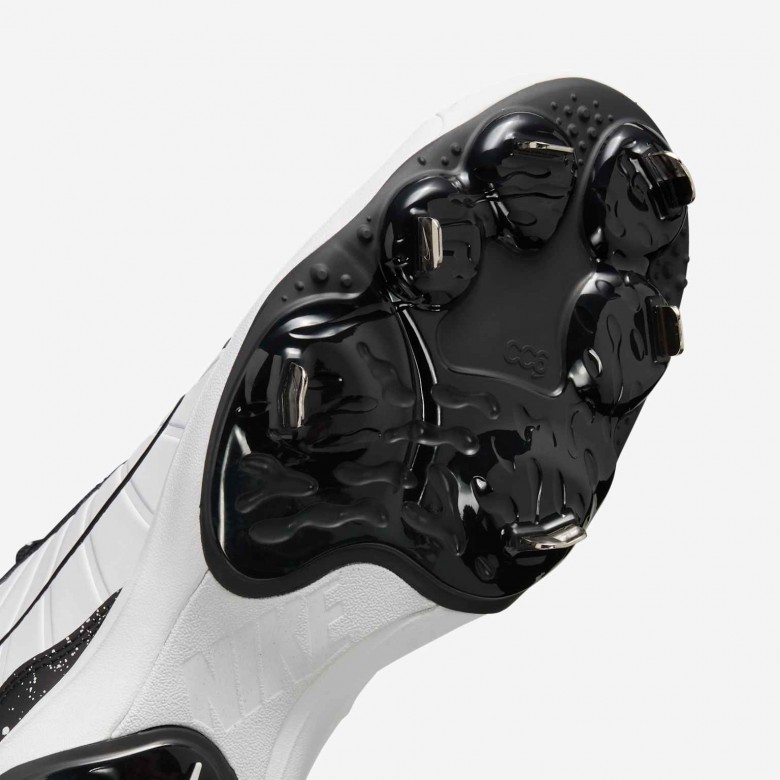 Nike Alpha Huarache Varsity 4 Low Nike Alpha Huarache Varsity 4 Low