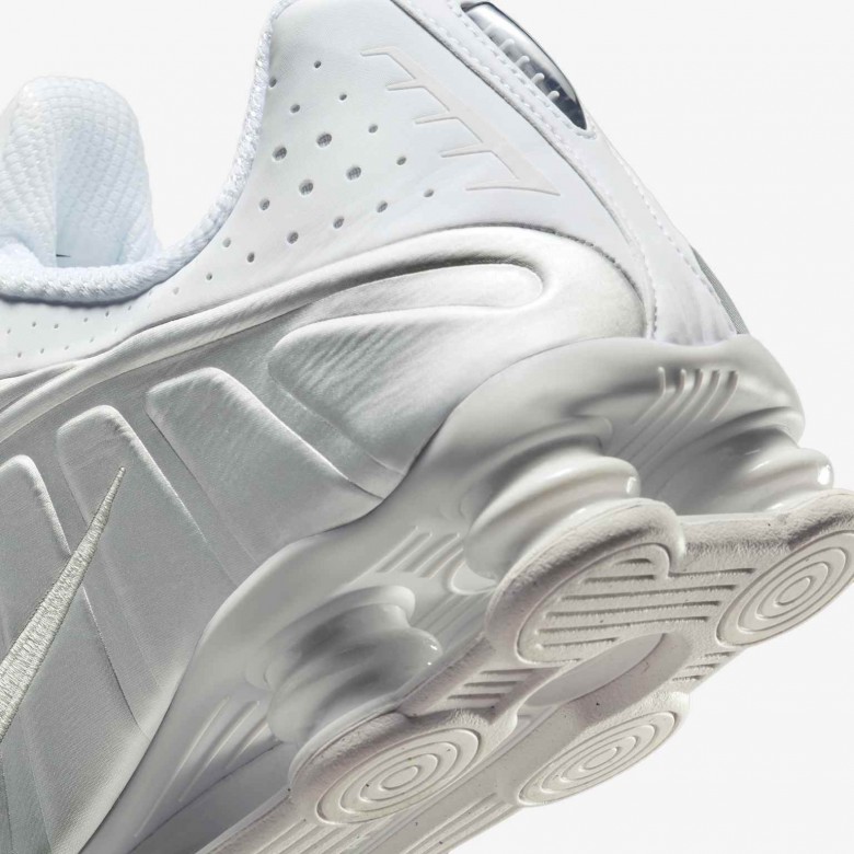 Nike Shox R4 Nike Shox R4