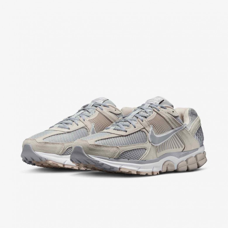 Nike Zoom Vomero 5 Nike Zoom Vomero 5