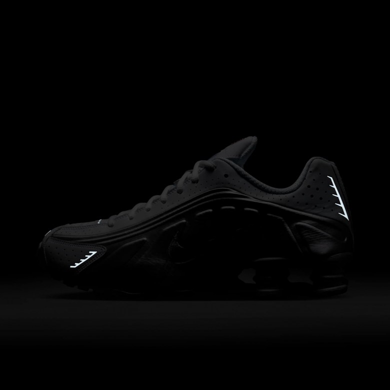 Nike Shox R4 Nike Shox R4
