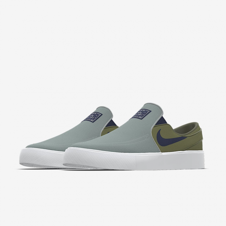 Nike SB Zoom Janoski Slip By Nike SB Zoom Janoski Slip By