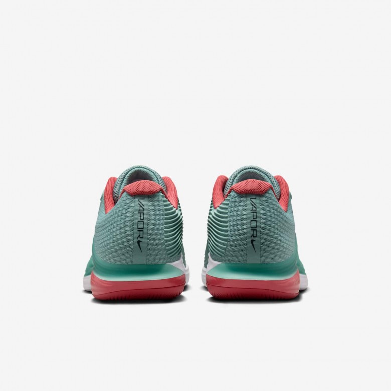 Nike Vapor 12 Nike Vapor 12