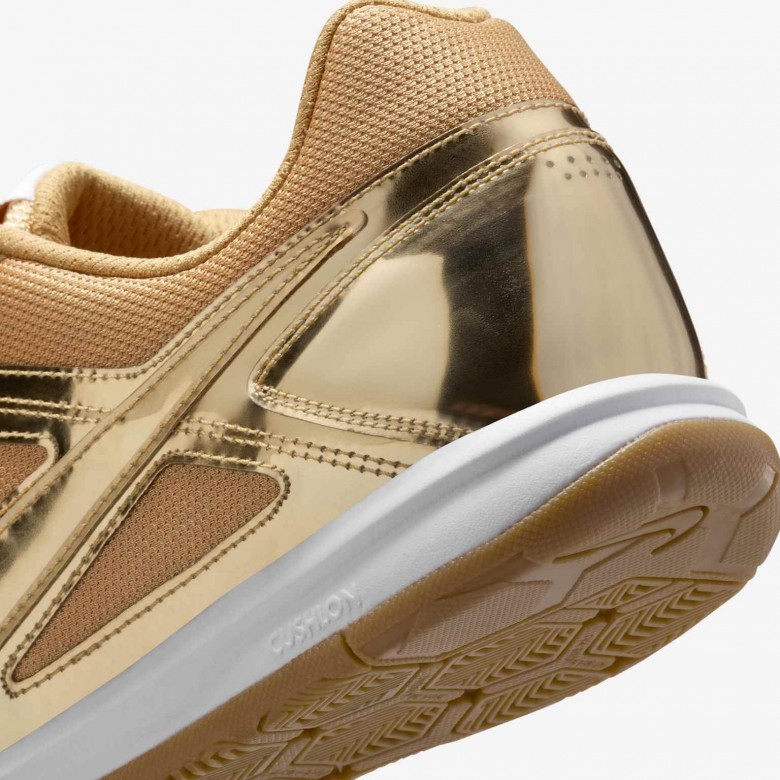 Nike Gato LV8 Nike Gato LV8