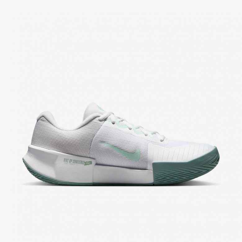 Nike GP Challenge Pro Nike GP Challenge Pro