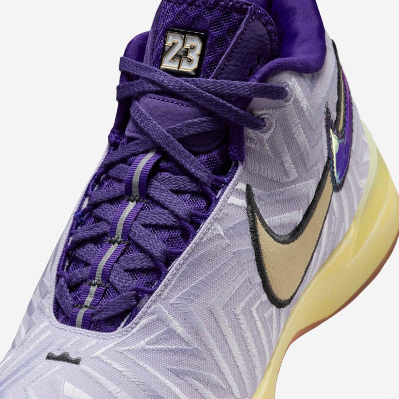 LeBron NXXT Genisus LeBron NXXT Genisus