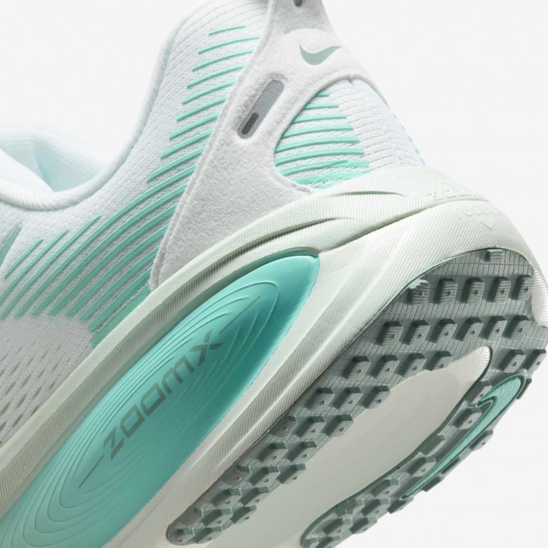 Nike Vomero 18 Nike Vomero 18