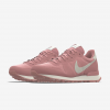 Nike Internationalist By