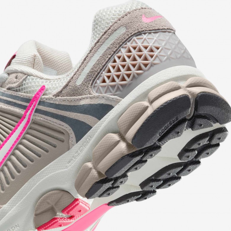 Nike Zoom Vomero 5 Nike Zoom Vomero 5