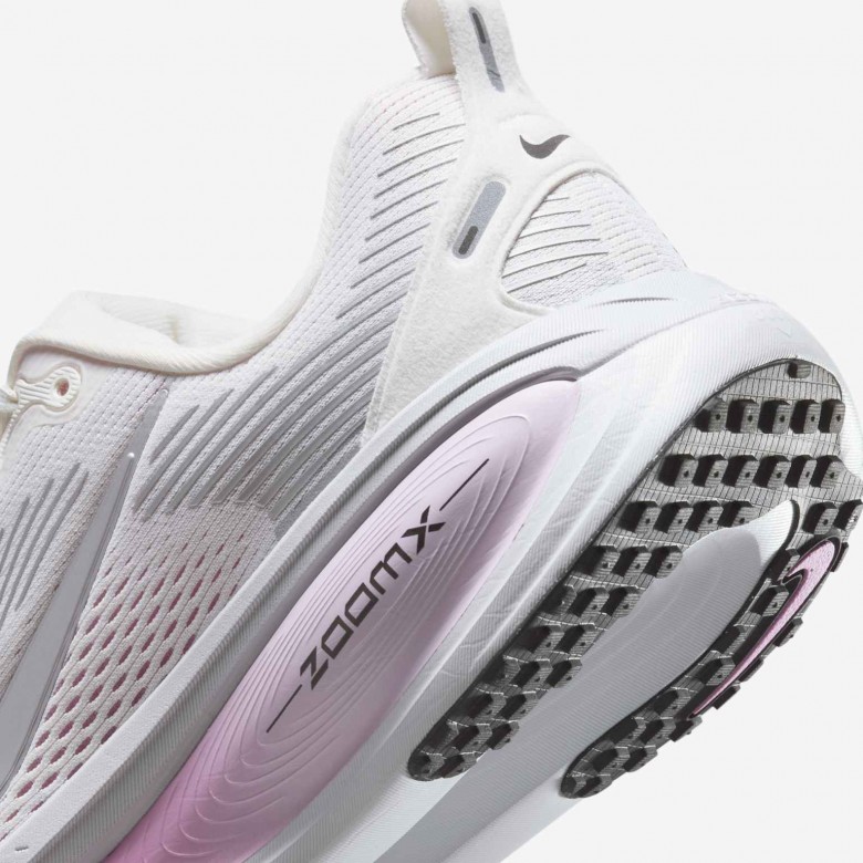 Nike Vomero 18 Nike Vomero 18