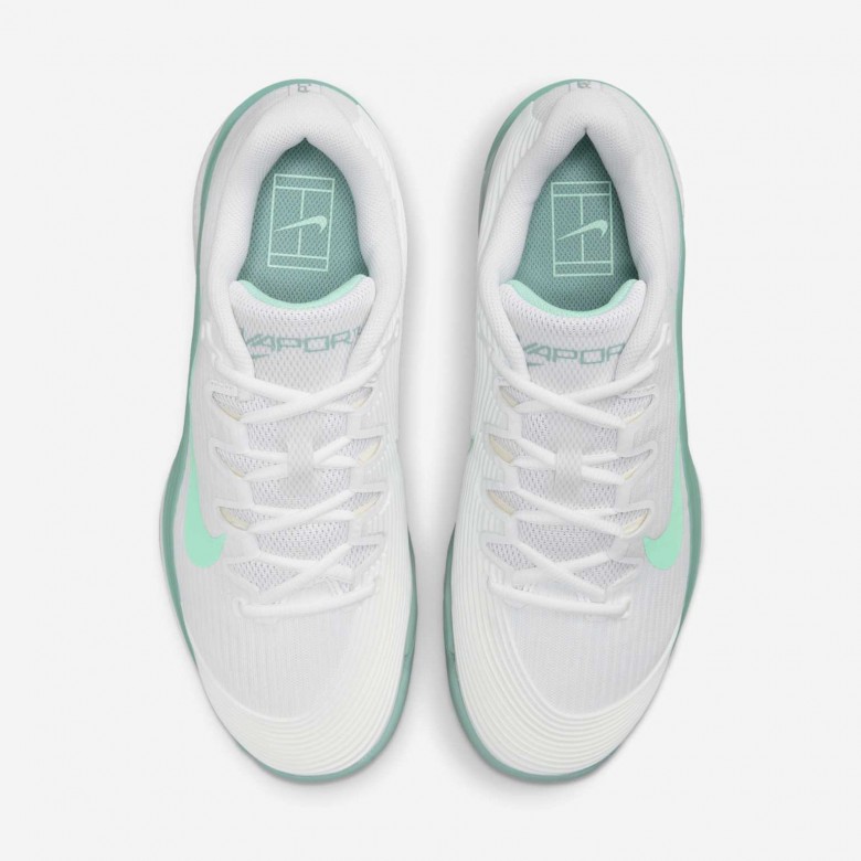 Nike Vapor 12 Nike Vapor 12