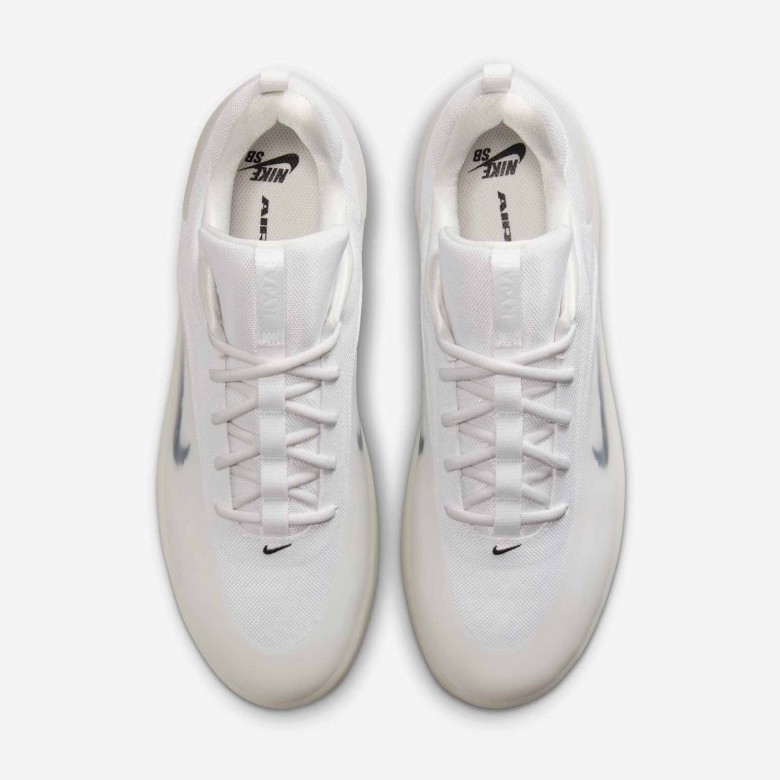 Nike SB Zoom Nyjah 4 Nike SB Zoom Nyjah 4