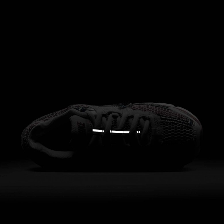 Nike Zoom Vomero 5 Nike Zoom Vomero 5