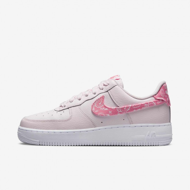 Nike Air Force 1 '07 Nike Air Force 1 '07