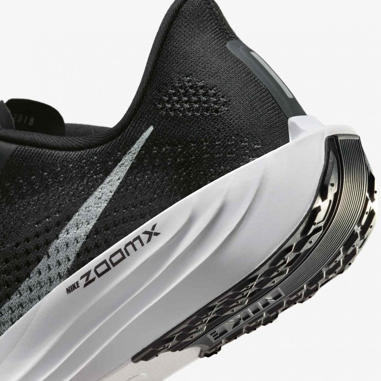 Nike Pegasus Plus Nike Pegasus Plus