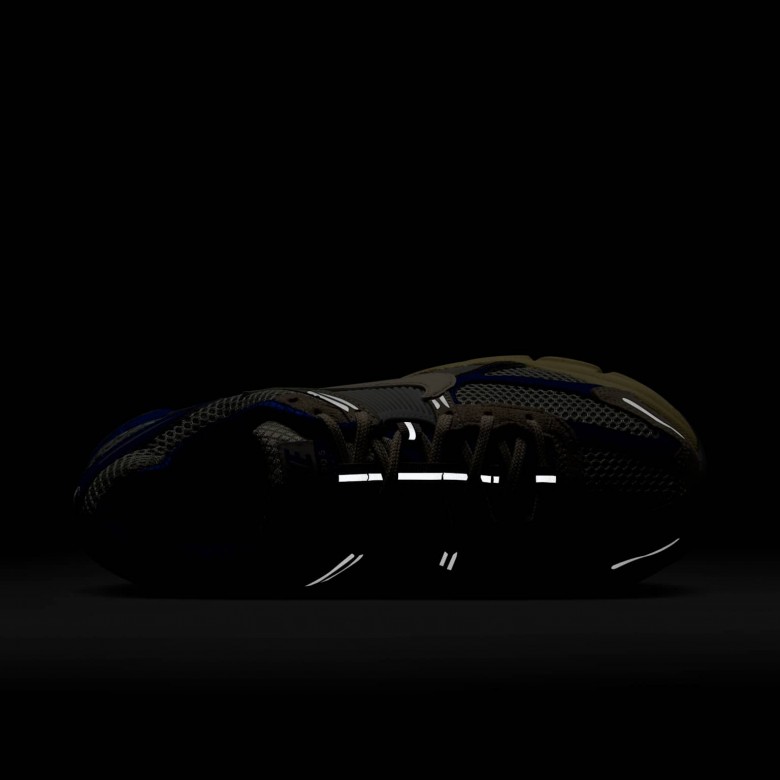 Nike Zoom Vomero 5 Nike Zoom Vomero 5