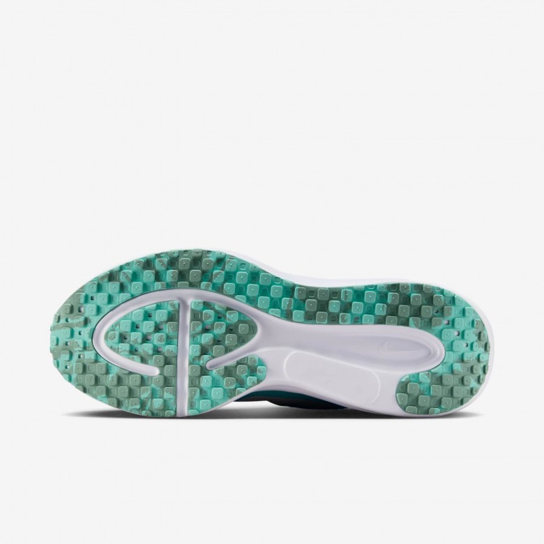 Nike Revolution 8 Nike Revolution 8