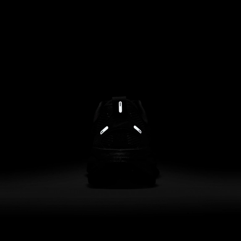 Nike Vomero 18 Nike Vomero 18