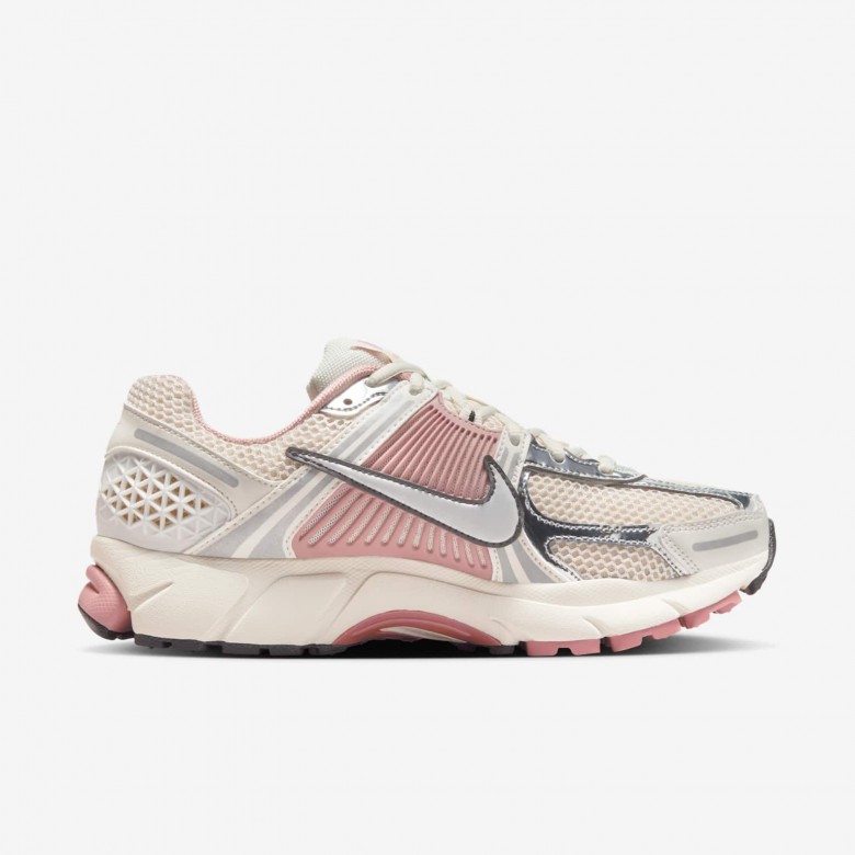 Nike Zoom Vomero 5 Nike Zoom Vomero 5