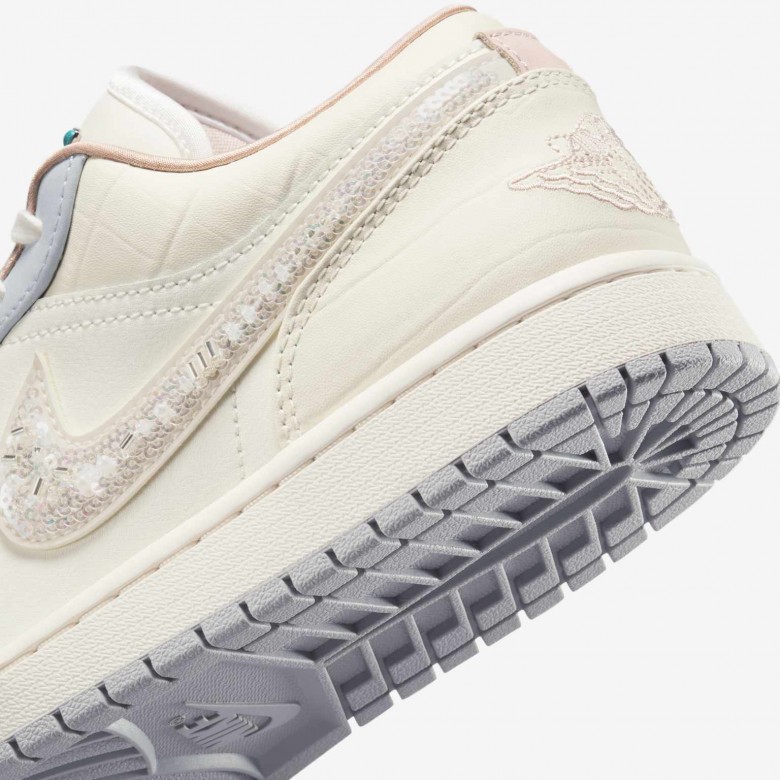 Air Jordan 1 Low Air Jordan 1 Low