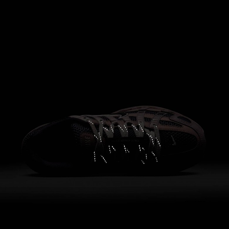 Nike P-6000 SE Nike P-6000 SE