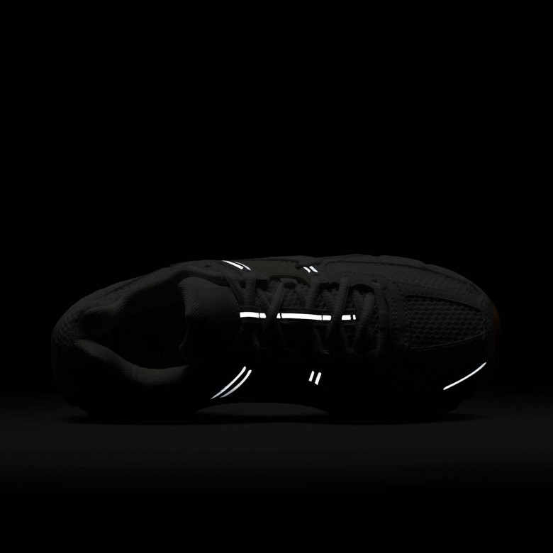 Nike Zoom Vomero 5 Nike Zoom Vomero 5