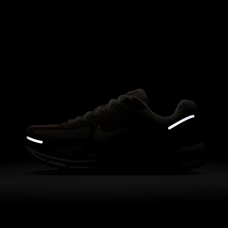 Nike Zoom Vomero 5 Nike Zoom Vomero 5