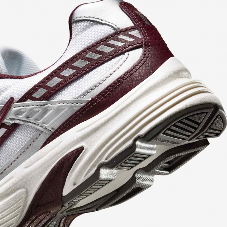 Nike Initiator Nike Initiator