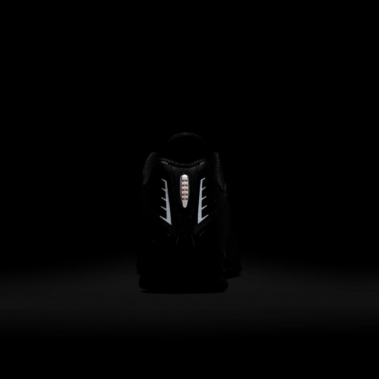 Nike Shox R4 Nike Shox R4