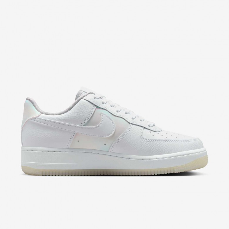 Nike Air Force 1 '07 Nike Air Force 1 '07