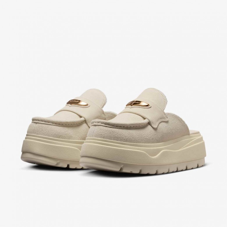 Air Jordan Mule Air Jordan Mule