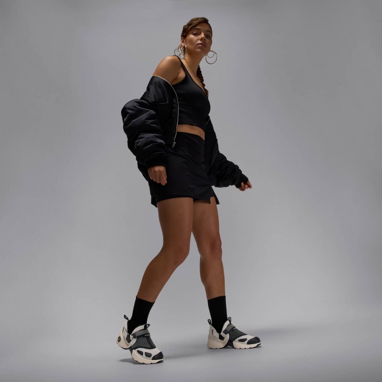 Jordan Trunner LX Jordan Trunner LX