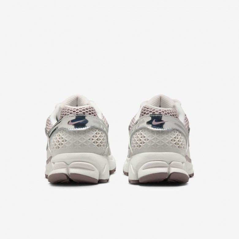 Nike Zoom Vomero 5 Nike Zoom Vomero 5